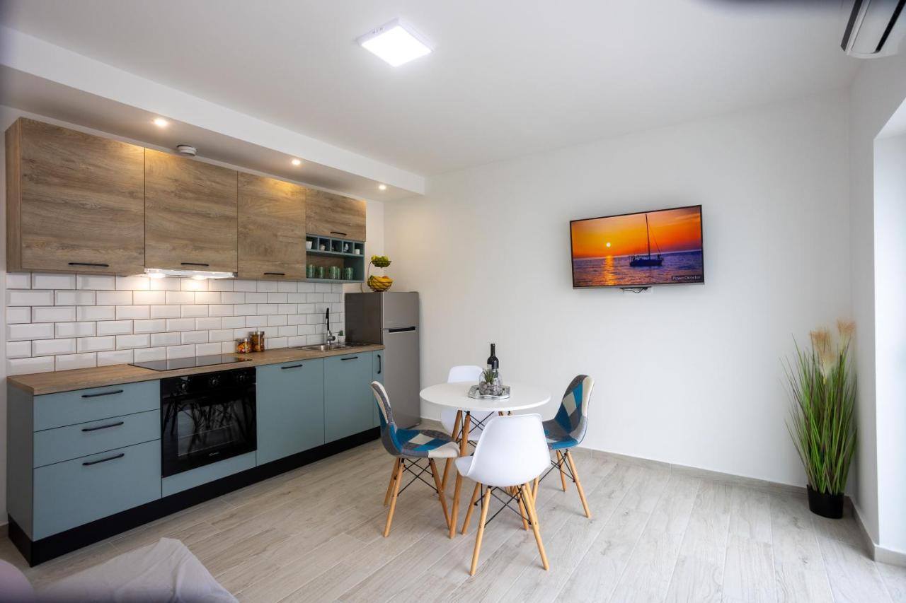 Luxury Apartments Love Kastela Exterior photo